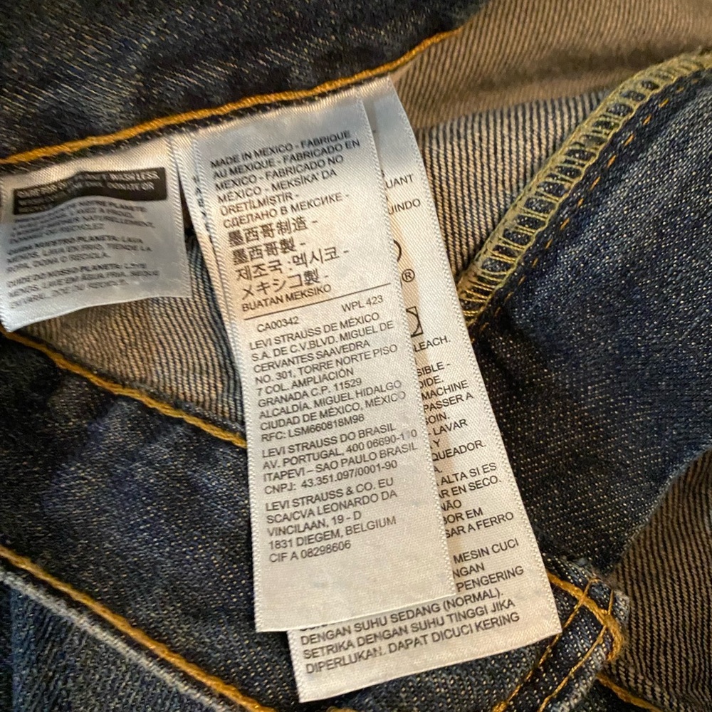 Men’s Levi’s 559  Classic Blue Denim Jeans - Picture 6 of 9